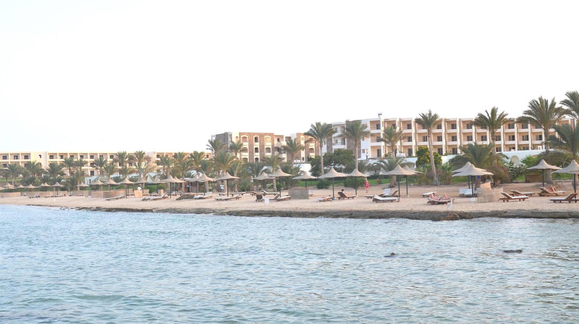 Royal Brayka Beach Resort Abu Dabbab Dış mekan fotoğraf